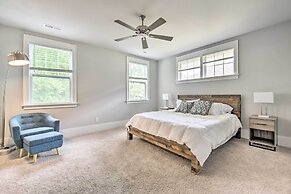Modern Charlotte Home ~ 4 Mi to Downtown!