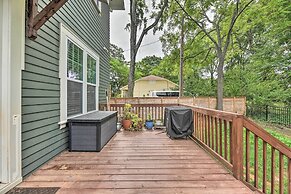 Modern Charlotte Home ~ 4 Mi to Downtown!