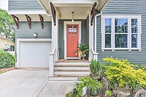 Modern Charlotte Home ~ 4 Mi to Downtown!