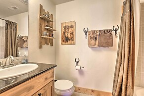 Deck, Bar & Mtn Views: Grand Granby Retreat!