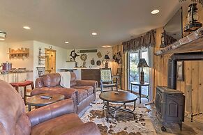 Deck, Bar & Mtn Views: Grand Granby Retreat!