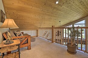 Deck, Bar & Mtn Views: Grand Granby Retreat!