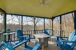 Screened Porch + Bbq: Margaritaville Resort Escape