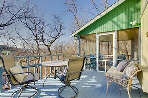 Screened Porch + Bbq: Margaritaville Resort Escape