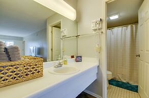 Screened Porch + Bbq: Margaritaville Resort Escape