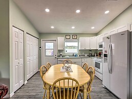 Family-friendly Home, Walk to Steinhatchee River!