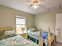 Family-friendly Home, Walk to Steinhatchee River!