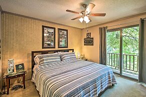 Mount Ida Condo w/ Balcony + Resort Amenities