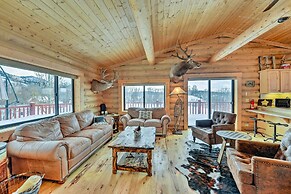 Charming Bedford Cabin w/ Private Hot Tub!