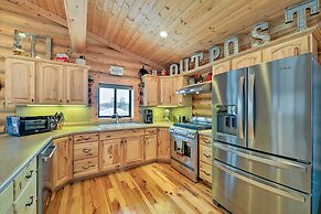 Charming Bedford Cabin w/ Private Hot Tub!
