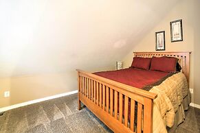 Lakefront Blue Eye Cottage w/ Hot Tub & Fire Pit!