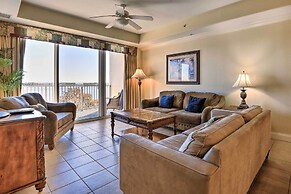 1 Mi to Disney: Lakefront Condo w/ Pool Access!