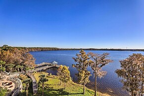 1 Mi to Disney: Lakefront Condo w/ Pool Access!