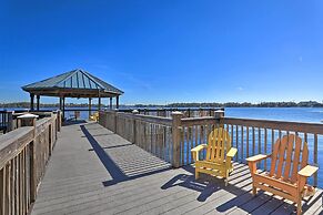 1 Mi to Disney: Lakefront Condo w/ Pool Access!