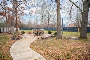 Single-story Manchester Home Close to Parks!