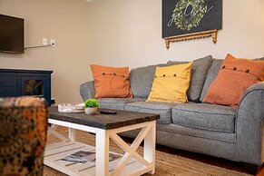 Single-story Manchester Home Close to Parks!