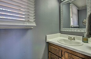 Margaritaville Hideaway: 3 Decks & Fireplace!