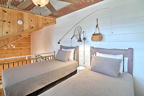 Updated Mtn View Studio w/ Loft - Near River!