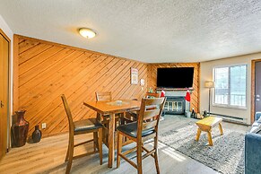 Timberbrook Village Condo: Community Pool, Hot Tub