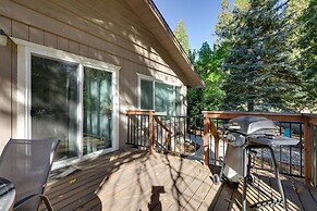 Furnished Deck & Fire Pit: Sherwood Forest Cabin