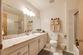 Furnished Deck & Fire Pit: Sherwood Forest Cabin