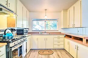 Furnished Deck & Fire Pit: Sherwood Forest Cabin