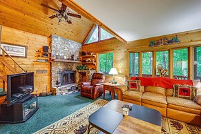 Deep Gap Cabin w/ Private Deck & Community Perks!