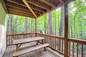 Deep Gap Cabin w/ Private Deck & Community Perks!