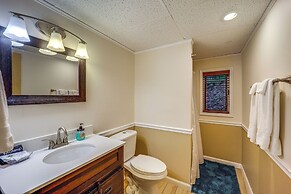 Deep Gap Cabin w/ Private Deck & Community Perks!