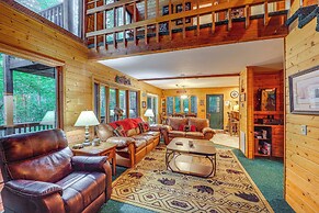 Deep Gap Cabin w/ Private Deck & Community Perks!