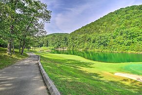 Screened Deck: Cozy Branson West Cabin!