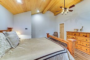 Cozy Pine Mountain Club Cabin w/ Large Deck