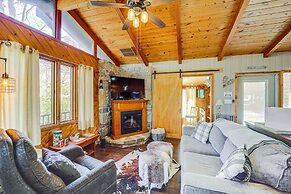 Charming & Cozy Cabin With Deck by Lake + Trails!