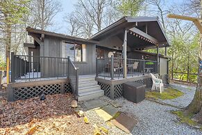 Near Lake + Trails: Rustic Newland Cabin w/ Deck!