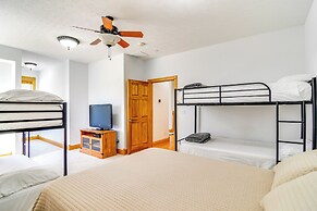 Lake Cumberland Retreat w/ Deck & Views!