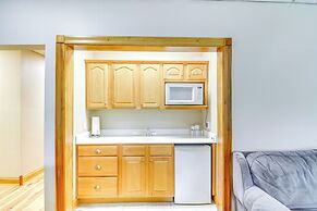 Lake Cumberland Retreat w/ Deck & Views!