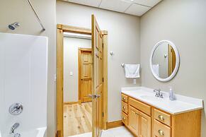 Lake Cumberland Retreat w/ Deck & Views!