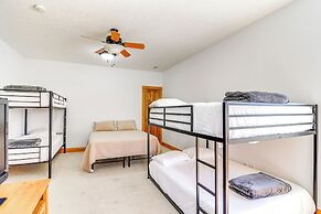 Lake Cumberland Retreat w/ Deck & Views!