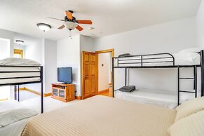 Lake Cumberland Retreat w/ Deck & Views!