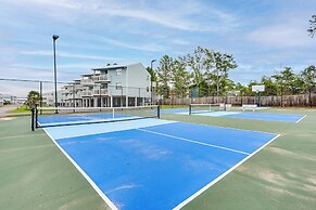 Orange Beach Condo w/ Shared Pool & Views!