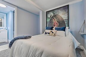 Vibrant Family Condo: 100 Feet to Private Beach!