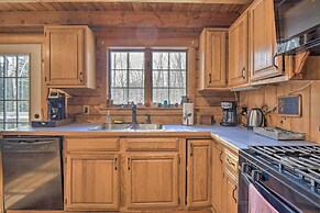 Rustic Madison 'treehouse' Cabin With Game Room!