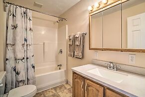 Peaceful Mountain-view Home - Walk to Kenai Lake!