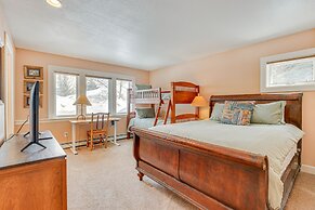 Fraser Townhome w/ Deck, 7 Mi to Winter Park!