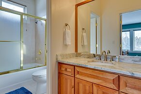 Fraser Townhome w/ Deck, 7 Mi to Winter Park!