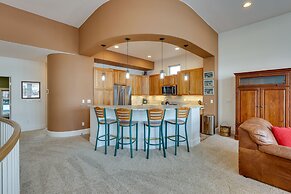 Fraser Townhome w/ Deck, 7 Mi to Winter Park!