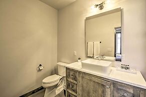 Elkhart Lake Townhome - 20 Mi to Sheboygan!