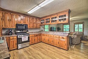 Pet-friendly VA Home ~ 30 Mi to Shenandoah NP