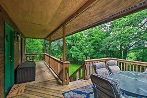 Pet-friendly VA Home ~ 30 Mi to Shenandoah NP