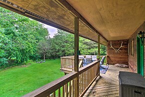 Pet-friendly VA Home ~ 30 Mi to Shenandoah NP